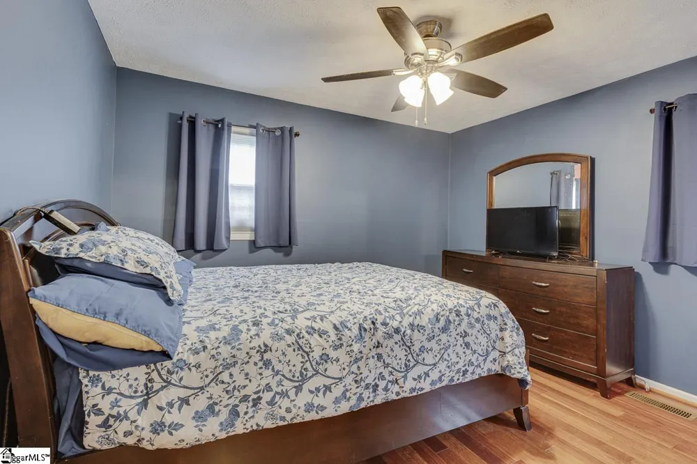 161 Academy Drive Pickens, SC 29671