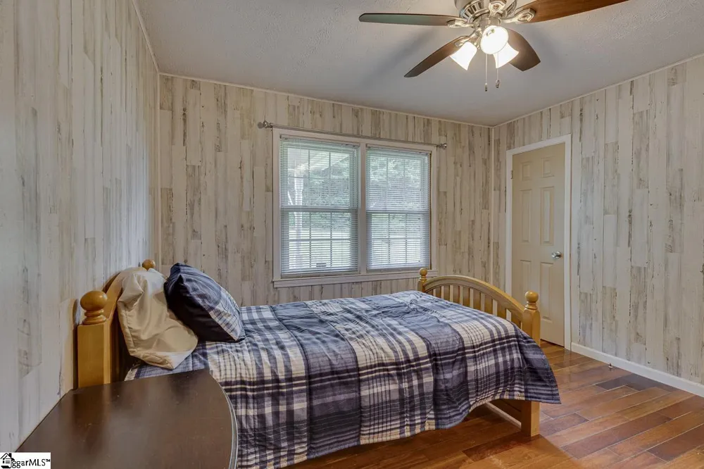 161 Academy Drive Pickens, SC 29671