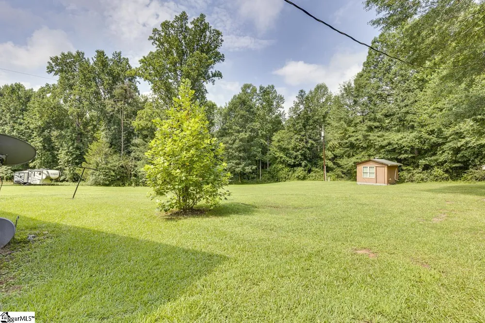 161 Academy Drive Pickens, SC 29671