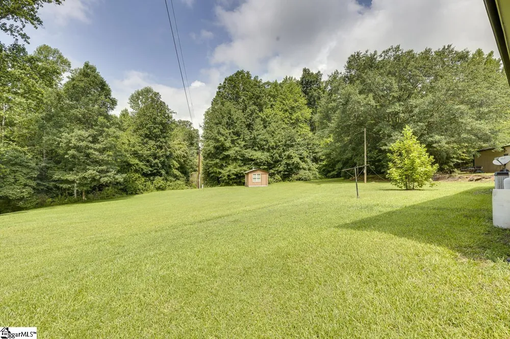 161 Academy Drive Pickens, SC 29671