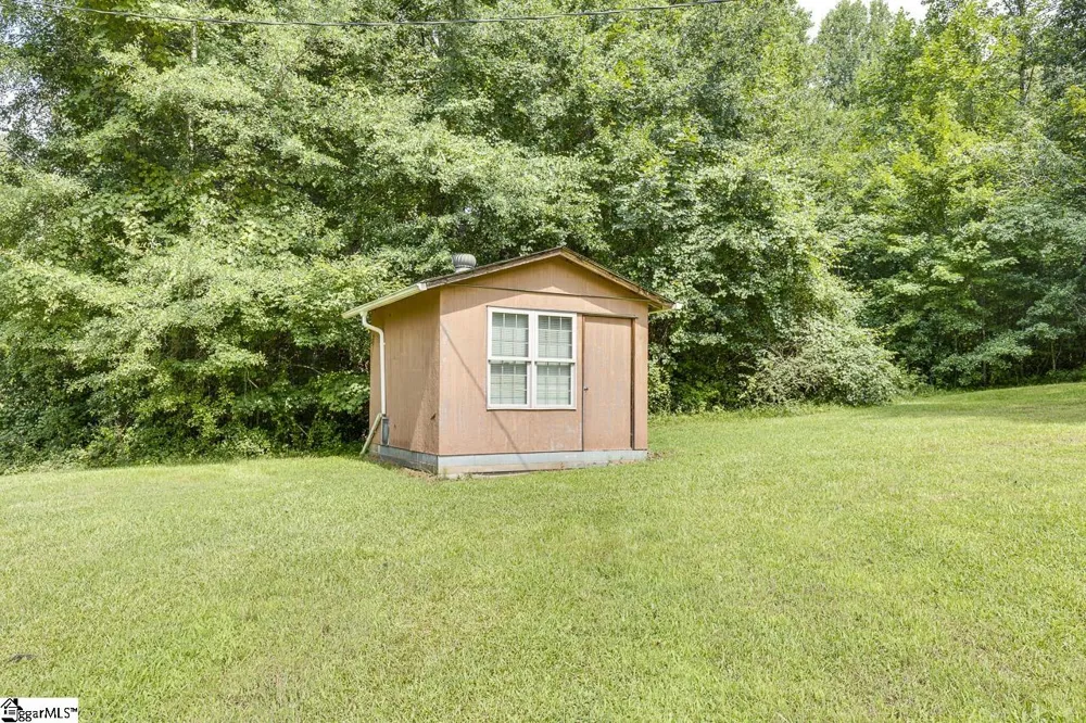 161 Academy Drive Pickens, SC 29671