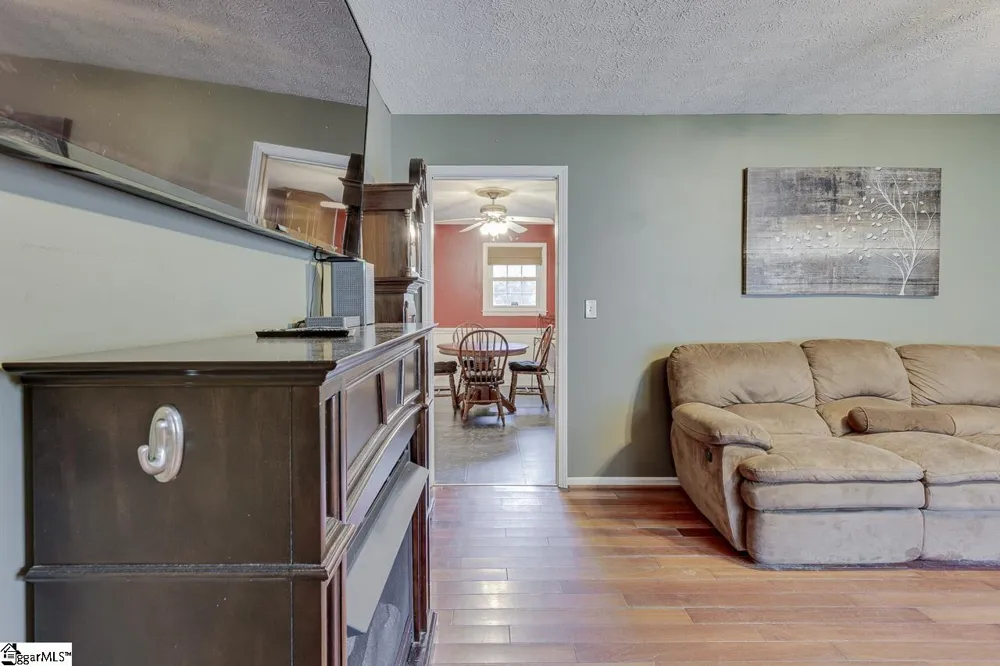 161 Academy Drive Pickens, SC 29671
