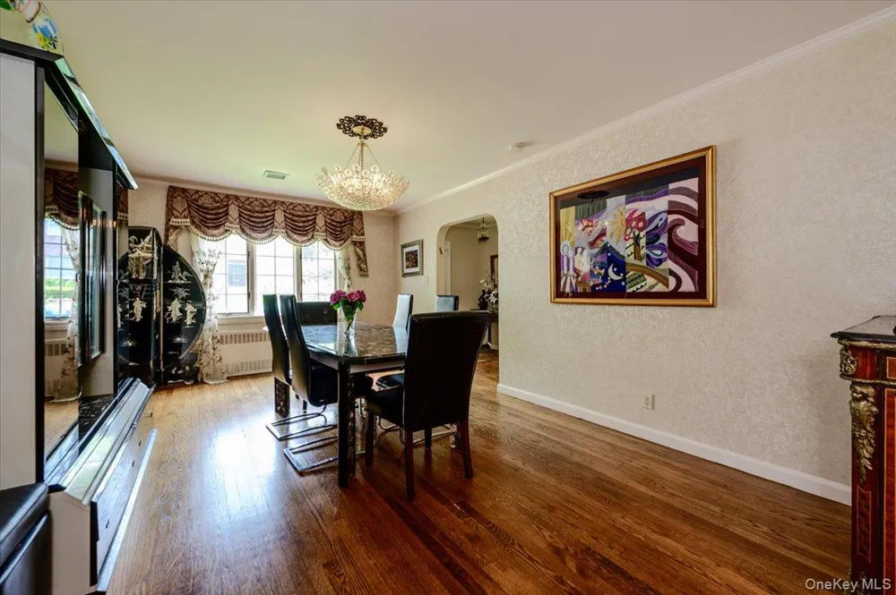 928 Northfield Road Woodmere, NY 11598