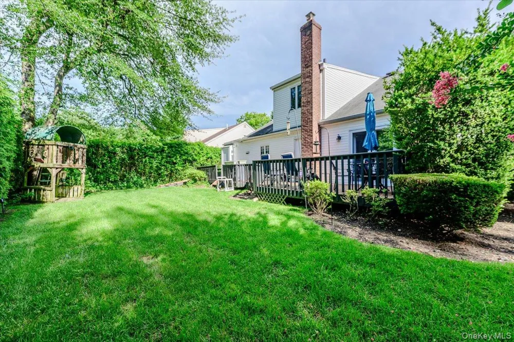 928 Northfield Road Woodmere, NY 11598