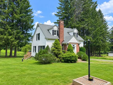 51 Shandelee Lake Road