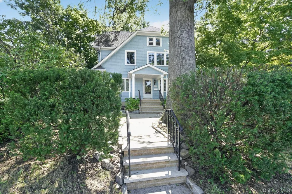 24640 Alameda Avenue Little Neck, NY 11362