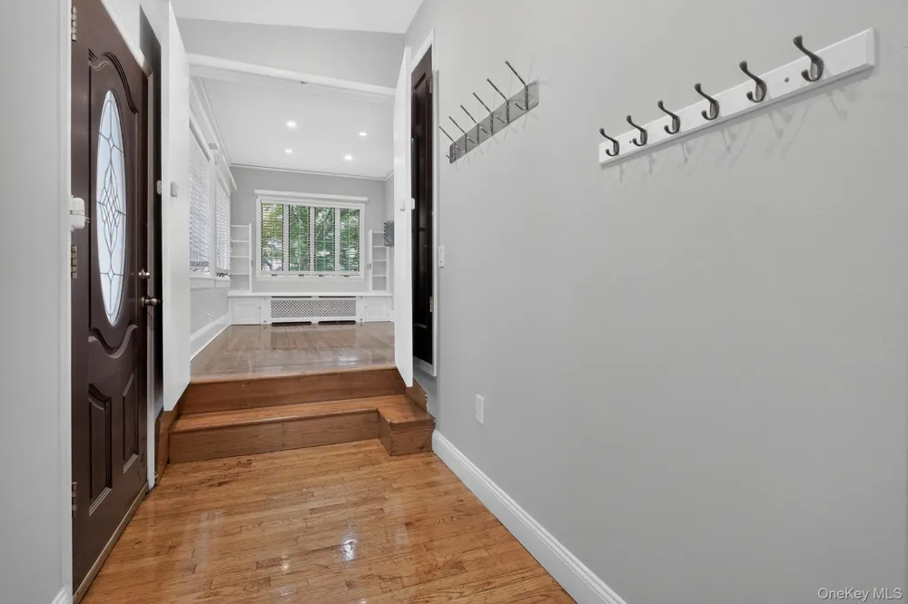 24640 Alameda Avenue Little Neck, NY 11362