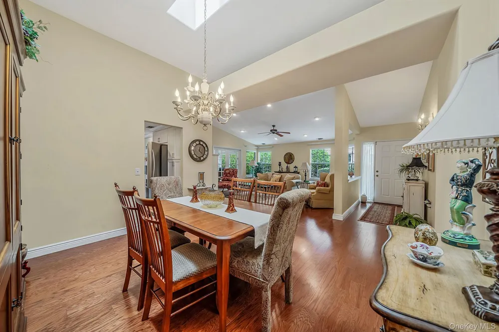 276 Glen Drive Ridge, NY 11961