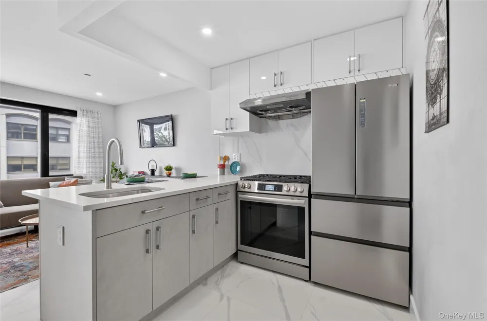 643 5th Avenue #6B Brooklyn, NY 11215