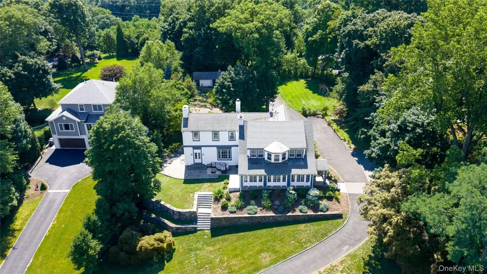 14 Crescent Drive Elmsford, NY 10523