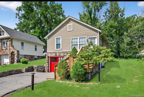 12 Lake Region Boulevard