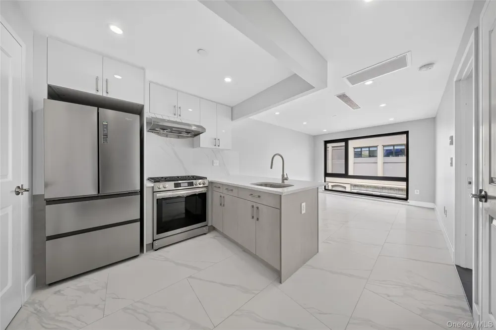 643 5th Avenue #4A Brooklyn, NY 11215