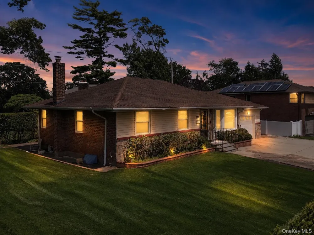 108 Marcus Avenue New Hyde Park, NY 11040