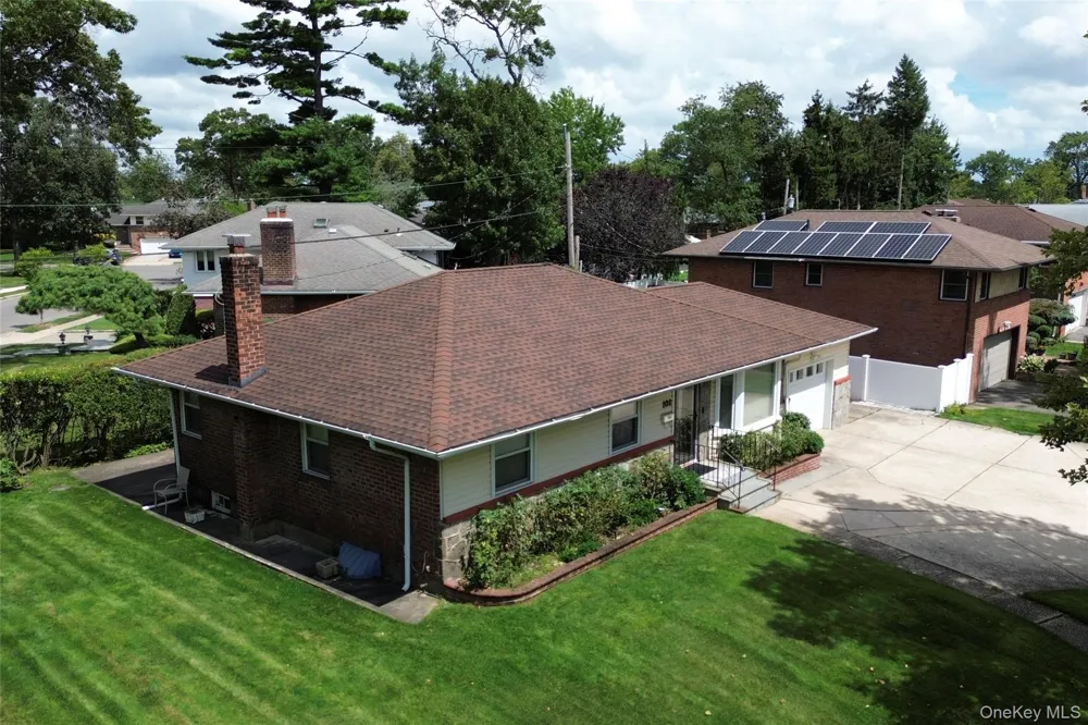 108 Marcus Avenue New Hyde Park, NY 11040