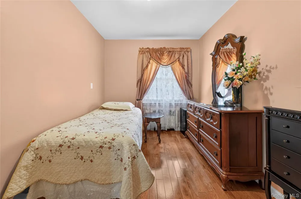 108 Marcus Avenue New Hyde Park, NY 11040