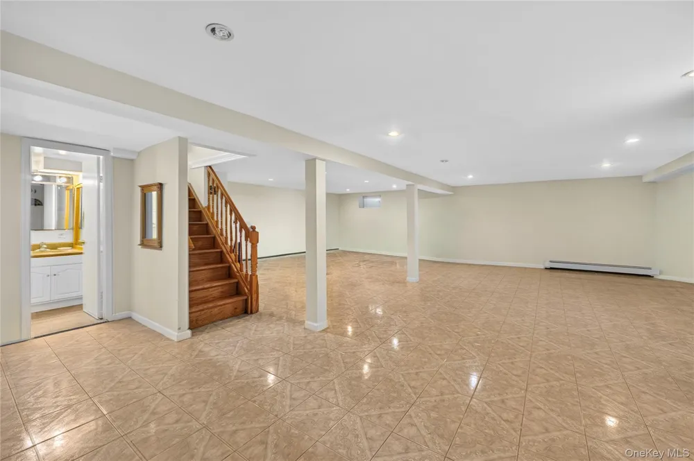 108 Marcus Avenue New Hyde Park, NY 11040
