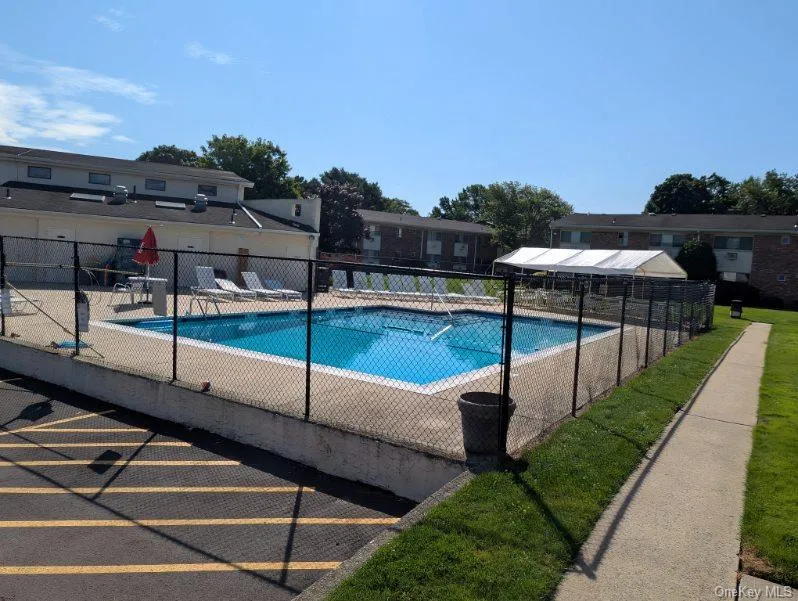 2435 Union Boulevard #7B Islip, NY 11751