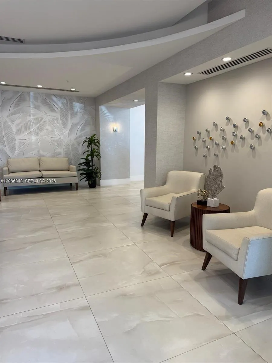 3001 S Ocean Dr #107 Hollywood, FL 33019