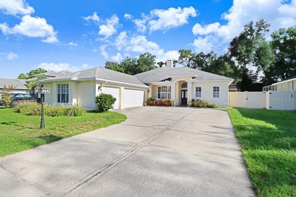 3029 MINUTEMAN LANE Brandon, FL 33511