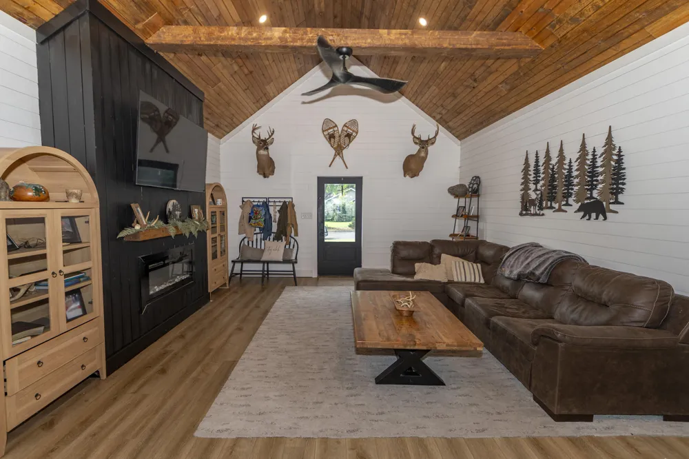 105 Dogwood Circle Dowagiac, MI 49047
