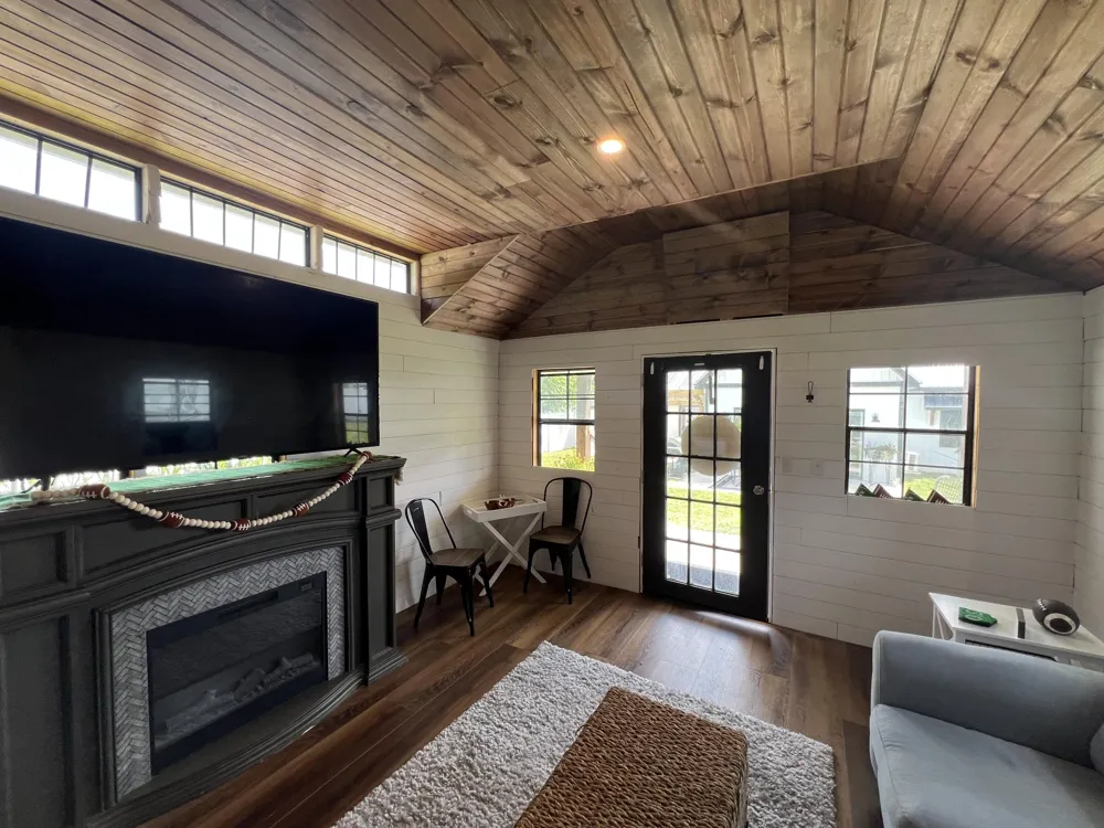 105 Dogwood Circle Dowagiac, MI 49047