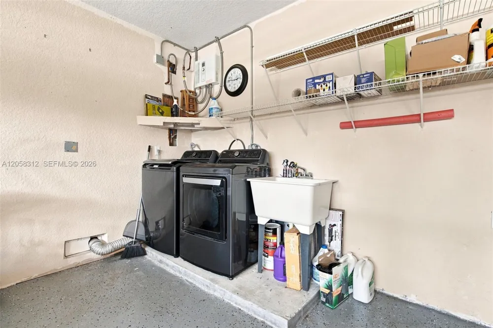 701 Westward Dr Miami Springs, FL 33166