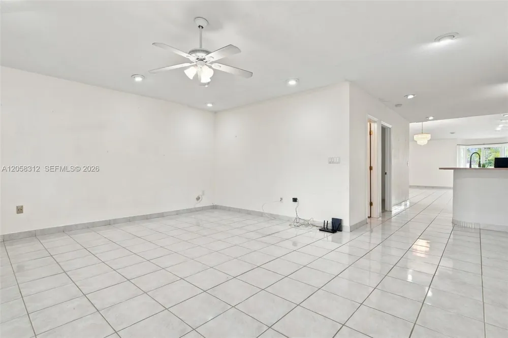 701 Westward Dr Miami Springs, FL 33166