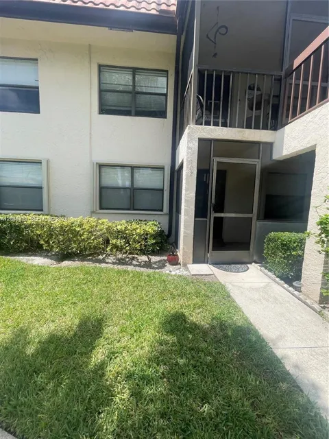 7250 Golf Colony Ct #102
