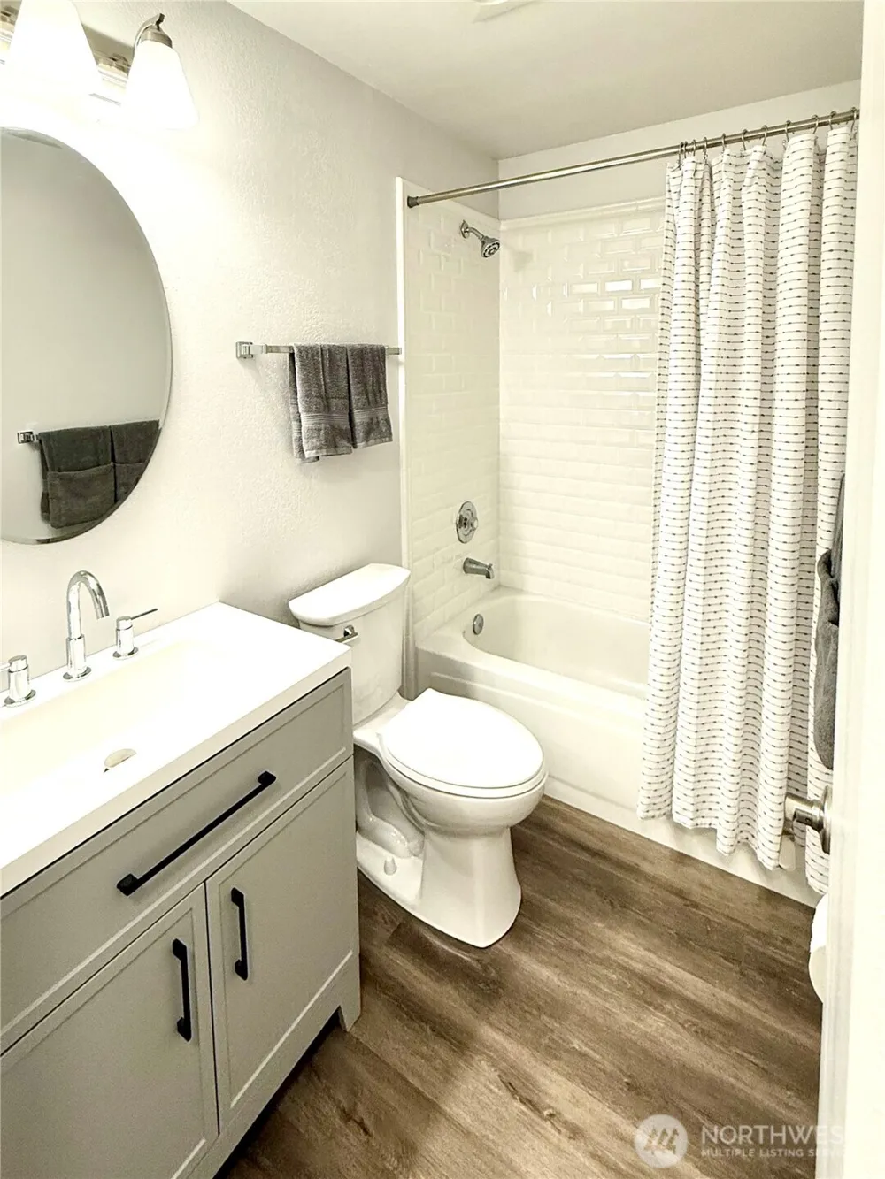 1249 SW 132nd Lane #1224 Burien, WA 98146