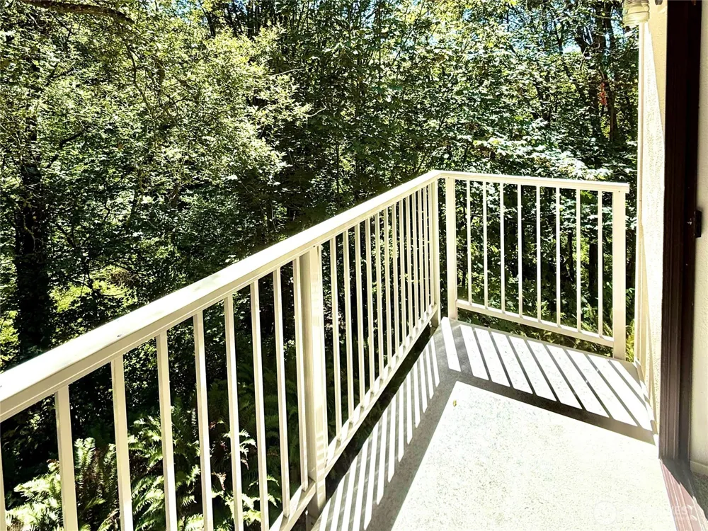 1249 SW 132nd Lane #1224 Burien, WA 98146