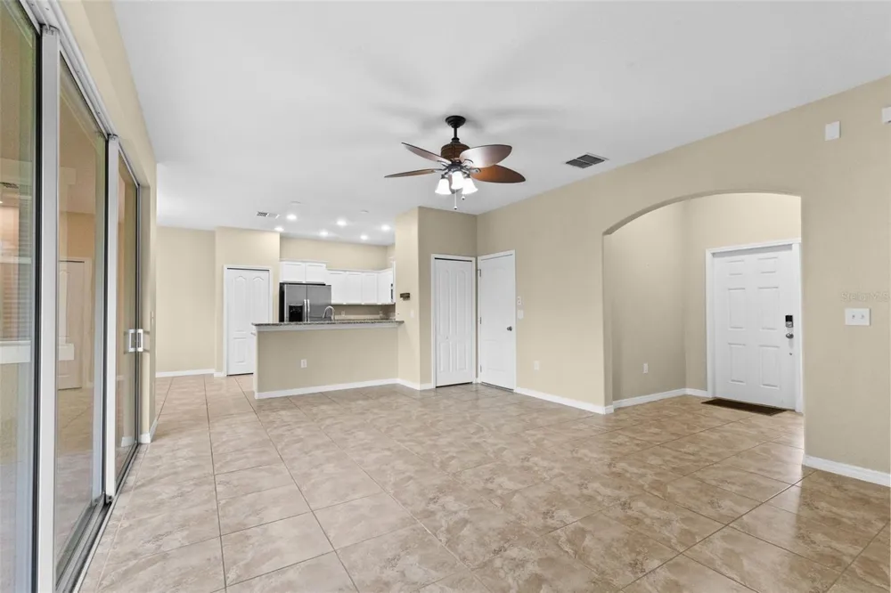 20542 GRAND VISTA LANE Tampa, FL 33647