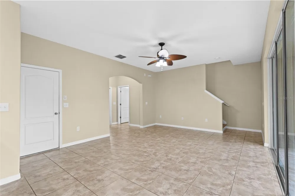 20542 GRAND VISTA LANE Tampa, FL 33647