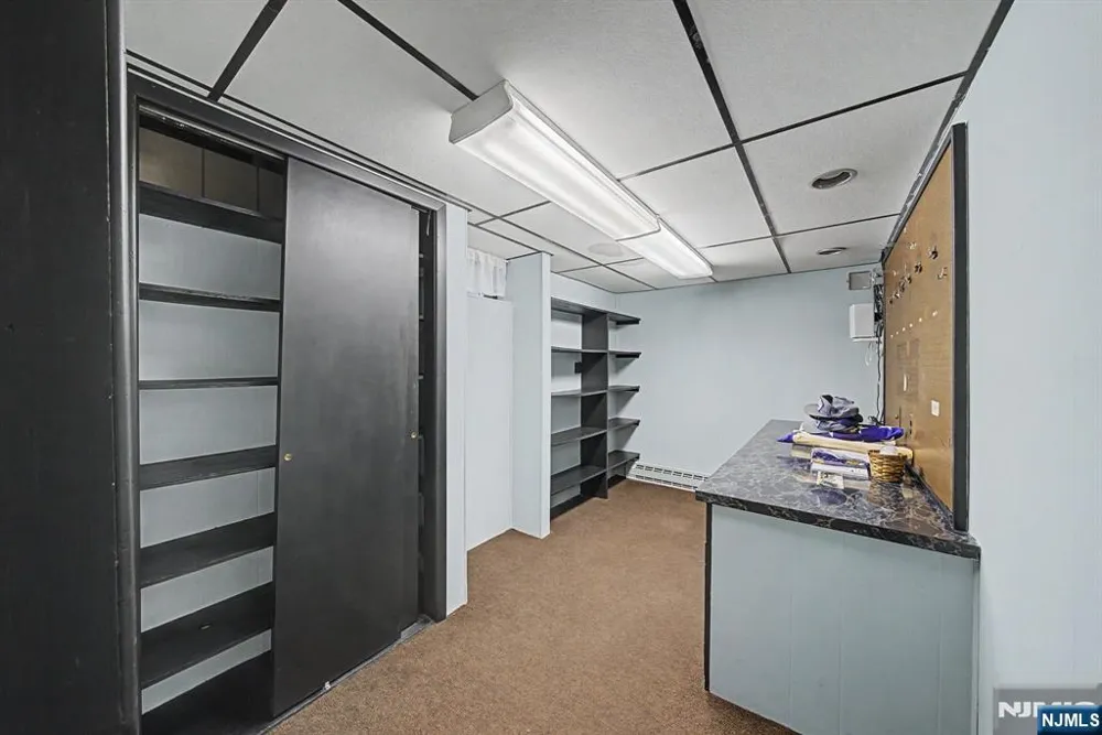 812 Mountain Avenue Wyckoff, NJ 07481