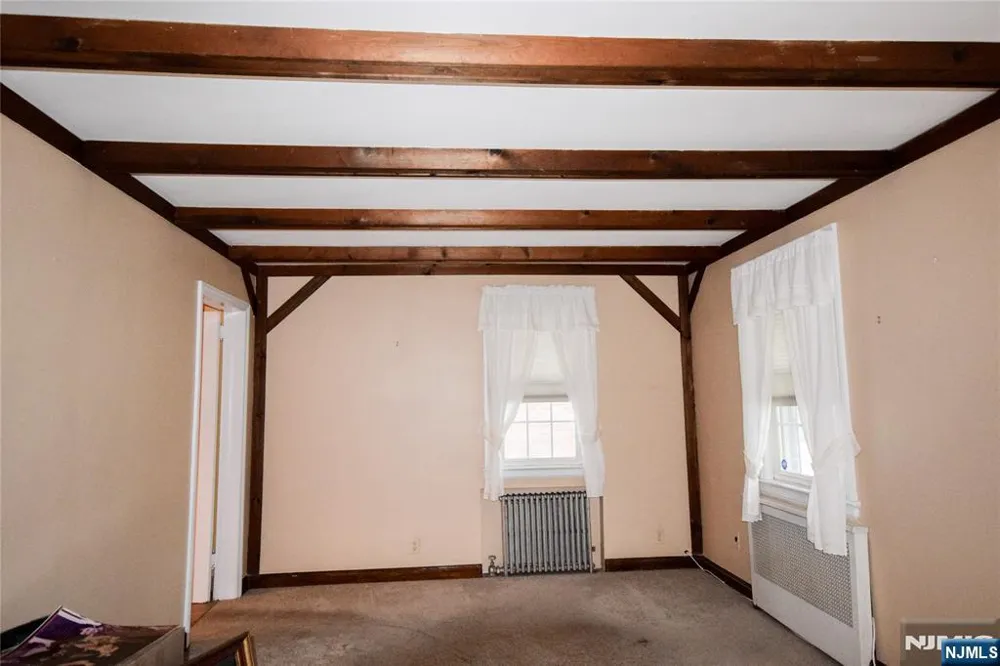 441-443 9th Avenue Paterson, NJ 07514