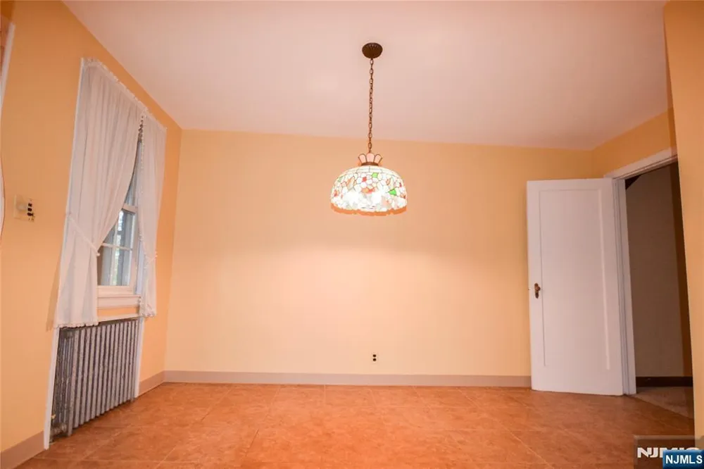 441-443 9th Avenue Paterson, NJ 07514