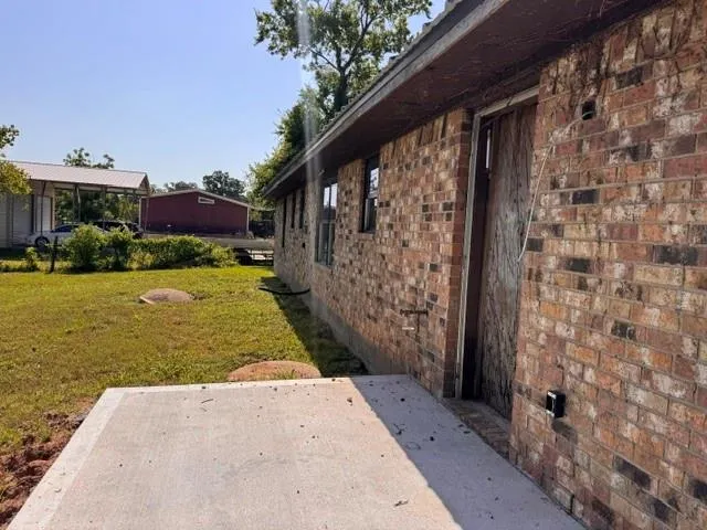 101 Smilie Crossing Angleton, TX 77515