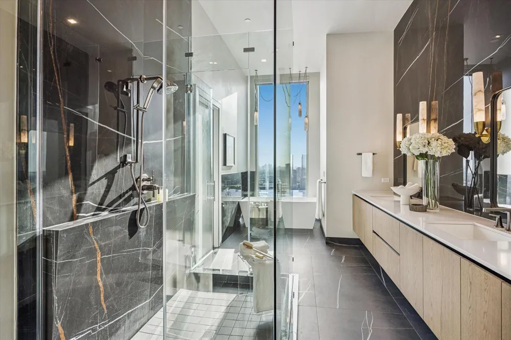 1711 Allen Parkway #3204 Houston, TX 77019