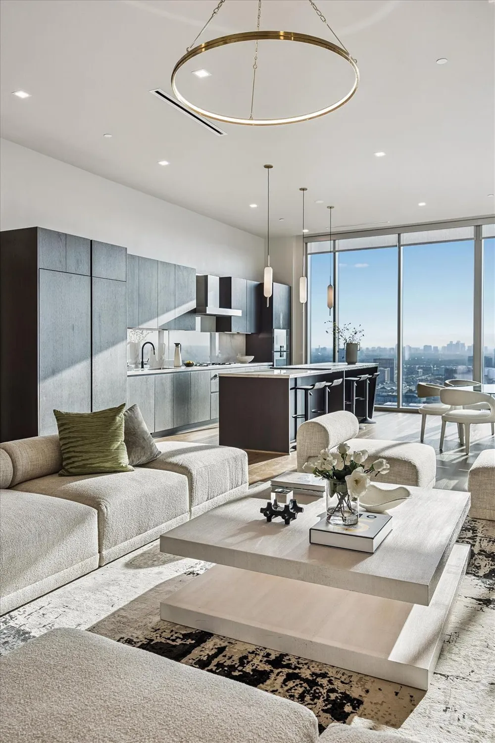 1711 Allen Parkway #3204 Houston, TX 77019