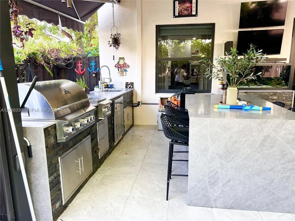 17506 SW 153rd Ct Miami, FL 33187