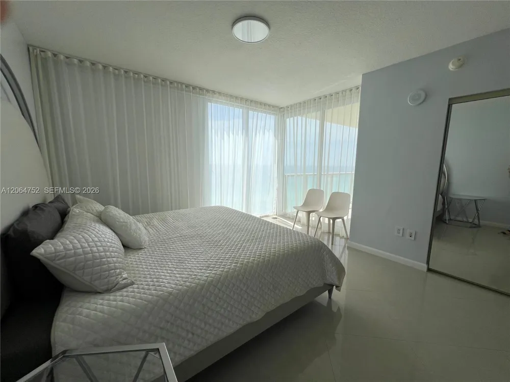 16699 Collins Ave #1202 Sunny Isles Beach, FL 33160