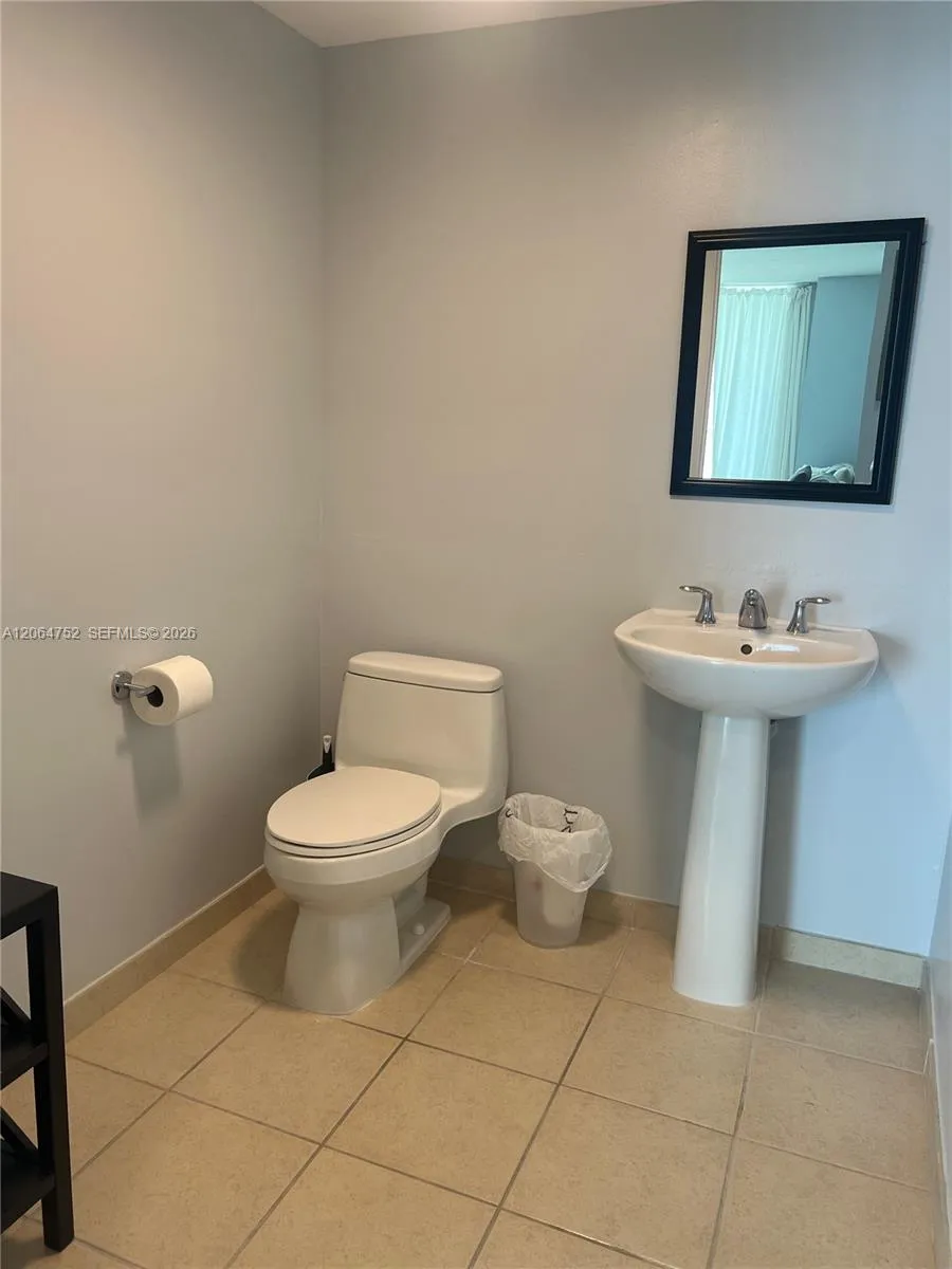 16699 Collins Ave #1202 Sunny Isles Beach, FL 33160