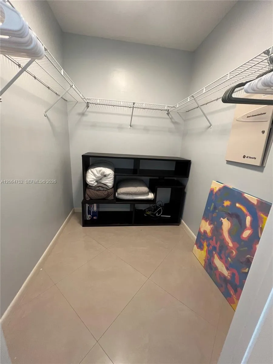 16699 Collins Ave #1202 Sunny Isles Beach, FL 33160