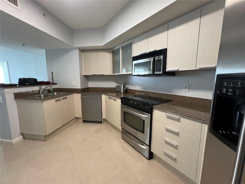 16699 Collins Ave #1202 Sunny Isles Beach, FL 33160
