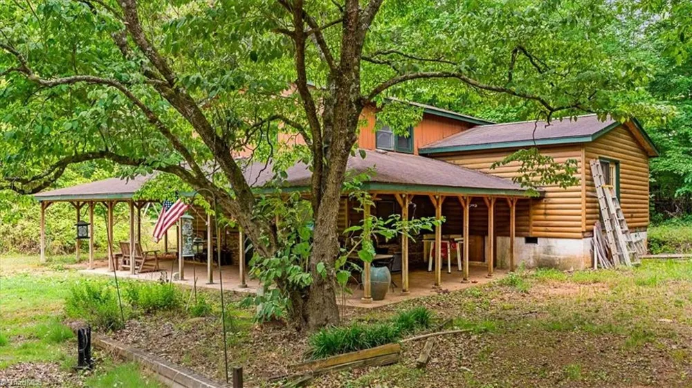 7965 Troxler Mill Road Gibsonville, NC 27249
