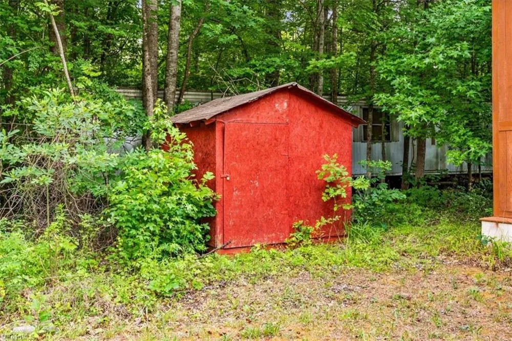 7965 Troxler Mill Road Gibsonville, NC 27249