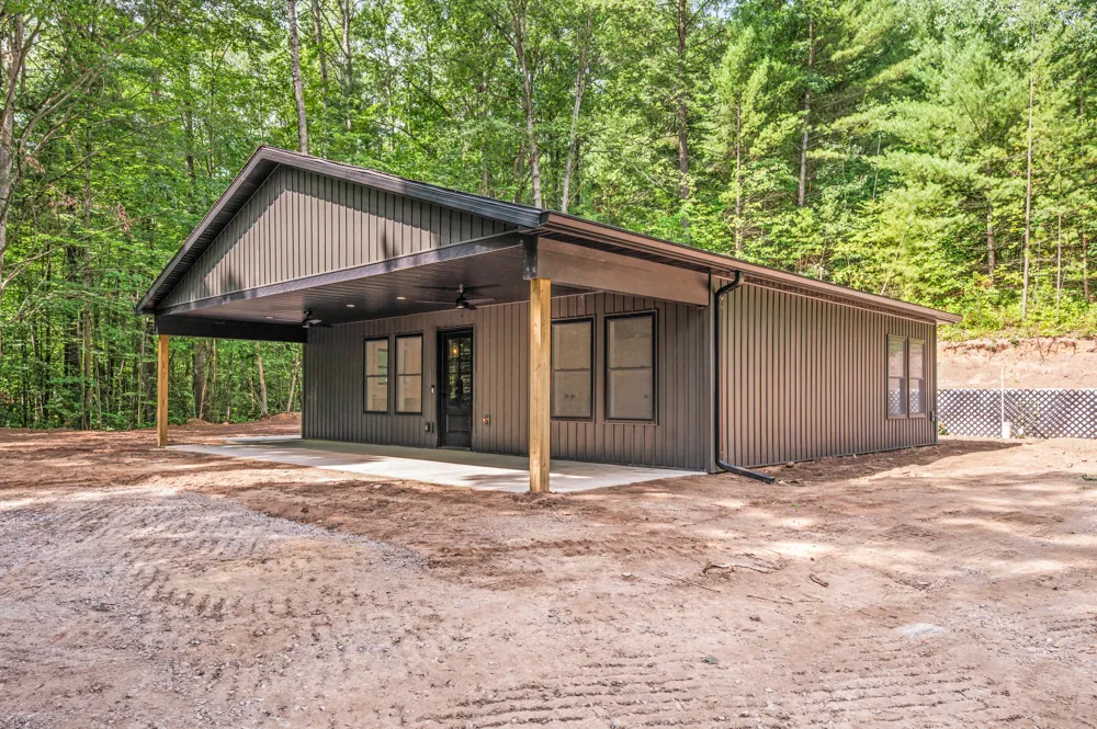 19070 Joslin Circle Mecosta Township, MI 49307