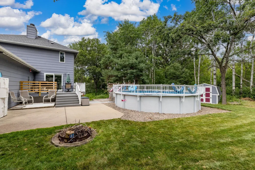 2217 Gentry Avenue Oakdale, MN 55128