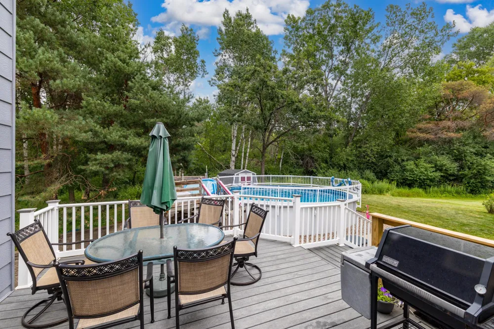 2217 Gentry Avenue Oakdale, MN 55128