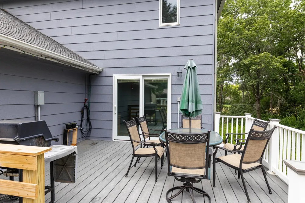 2217 Gentry Avenue Oakdale, MN 55128