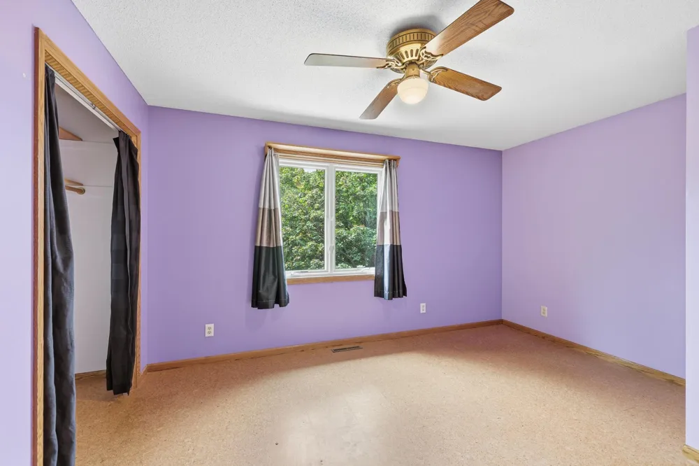 2217 Gentry Avenue Oakdale, MN 55128